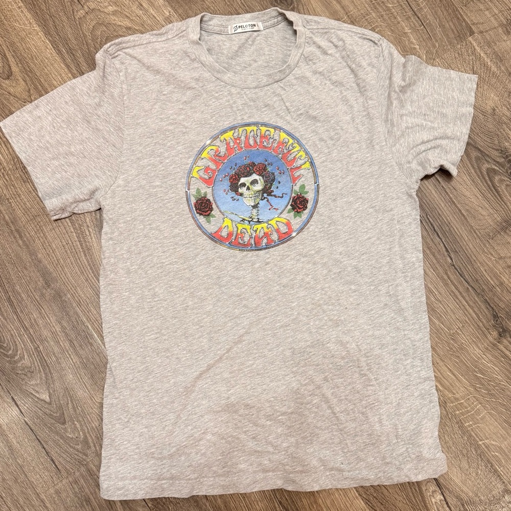 GRATEFUL DEAD X PELOTON ss tee shirt “Bertha” & Roses sz L